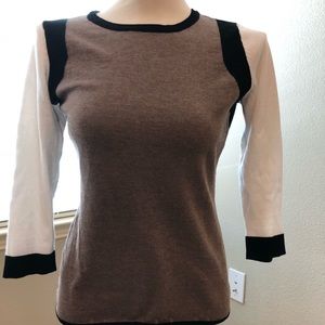 Size small The Limited neutral colorblock 3/4 sleeve crewneck sweater